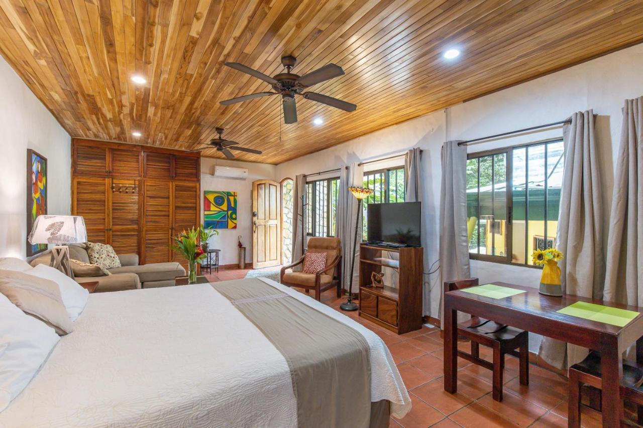 Jungle Creek Aparthotel มานูเอล อันโตนิโอ ภายนอก รูปภาพ